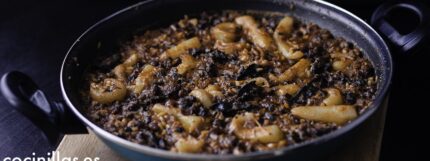 Arroz con sepia y morcilla