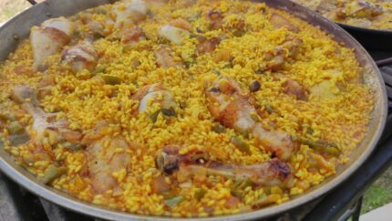 Paella de pollo