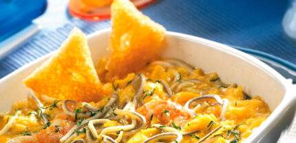 Revuelto de gulas y gambas