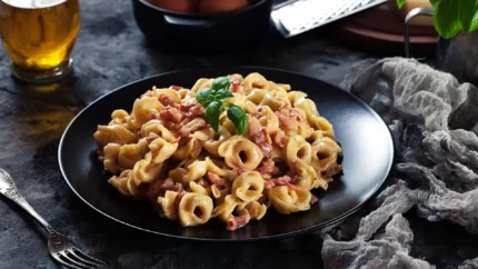 Tortellini carbonara