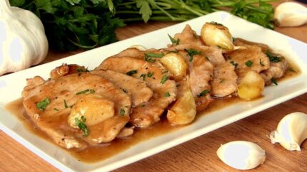 Lomo al ajillo en salsa