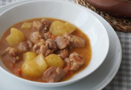 Estofado de patatas con cordero