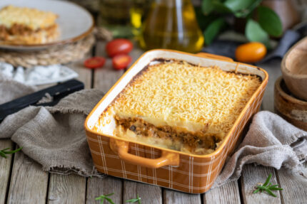 Pastel de patata, carne picada y champiñones 🥛